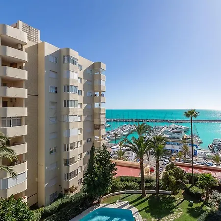 Puerto Paraiso *